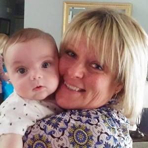 Meet your Posher, Laraine